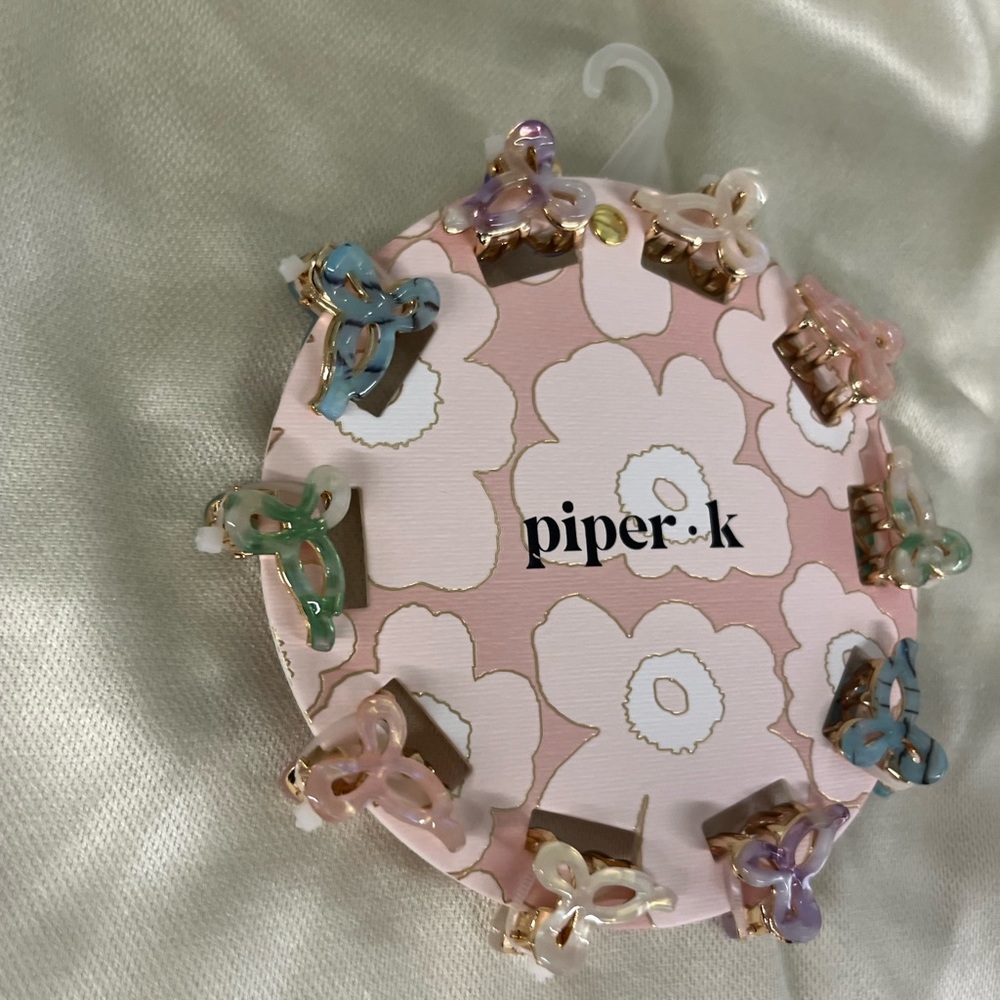 NWT ⚜️🎀⚜️ Piper K Metal and acrylic mini bows hair claw clips - Picture 7 of 8